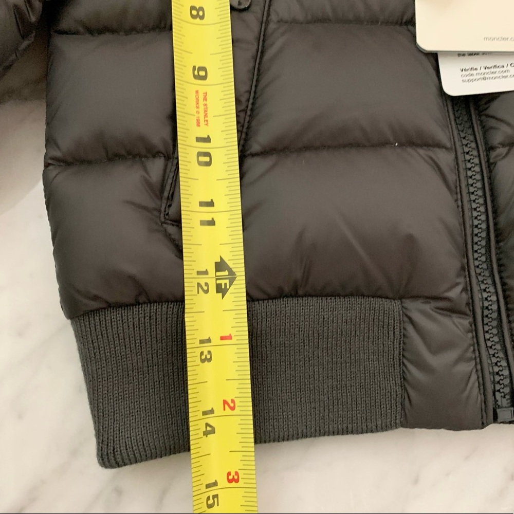 Moncler NWT New Alberta Kids Down Jacket w/ Fox Fur Trim Size 6 Gray. - Picture 15 of 16